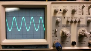 Output from grounded grid amp at 85 kHz, with 12 volts on the plate.