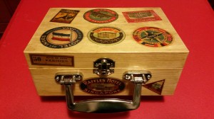 Decorated box (romance side.)